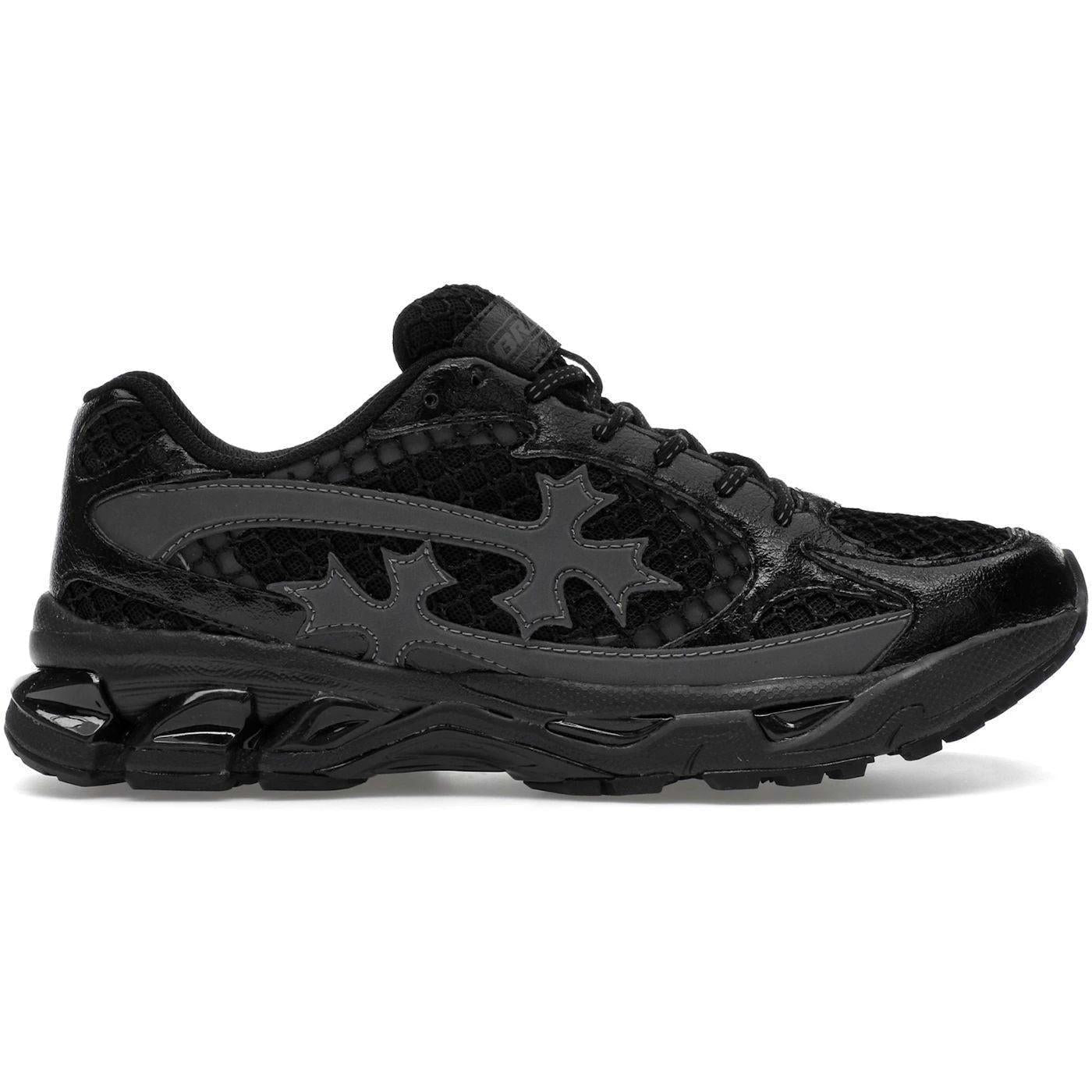 Bravest Studios Kross Kountry Runner Triple Black
