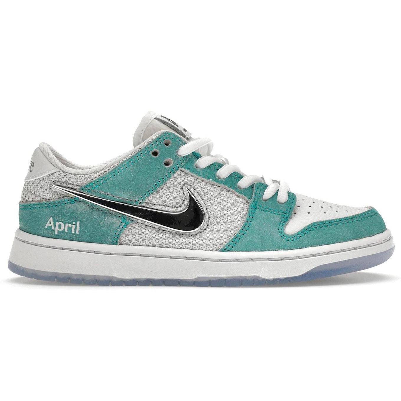 Nike SB Dunk Low April Skateboards (PS)