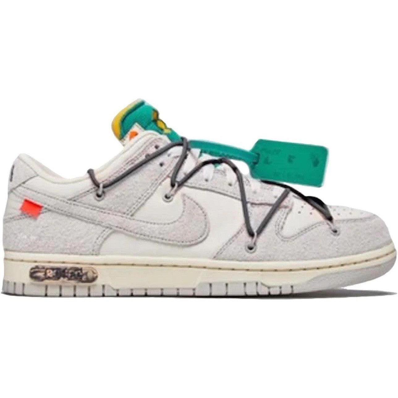 Nike x Off-White Dunk Low Lot 20 of 50