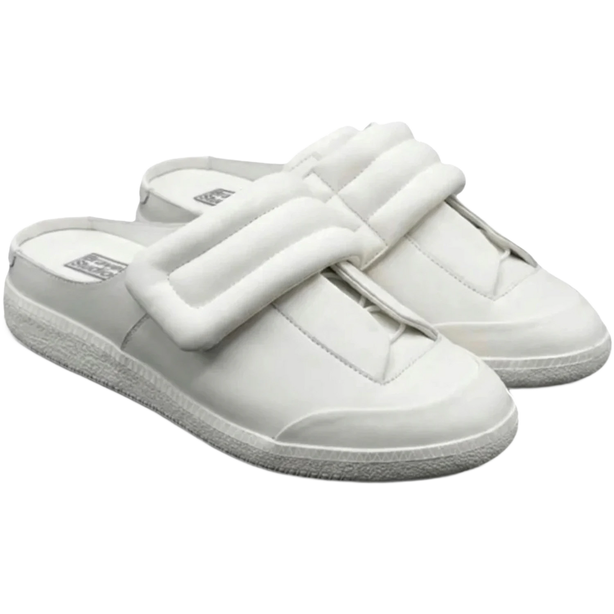 Bravest Studios 2016 Clogs White