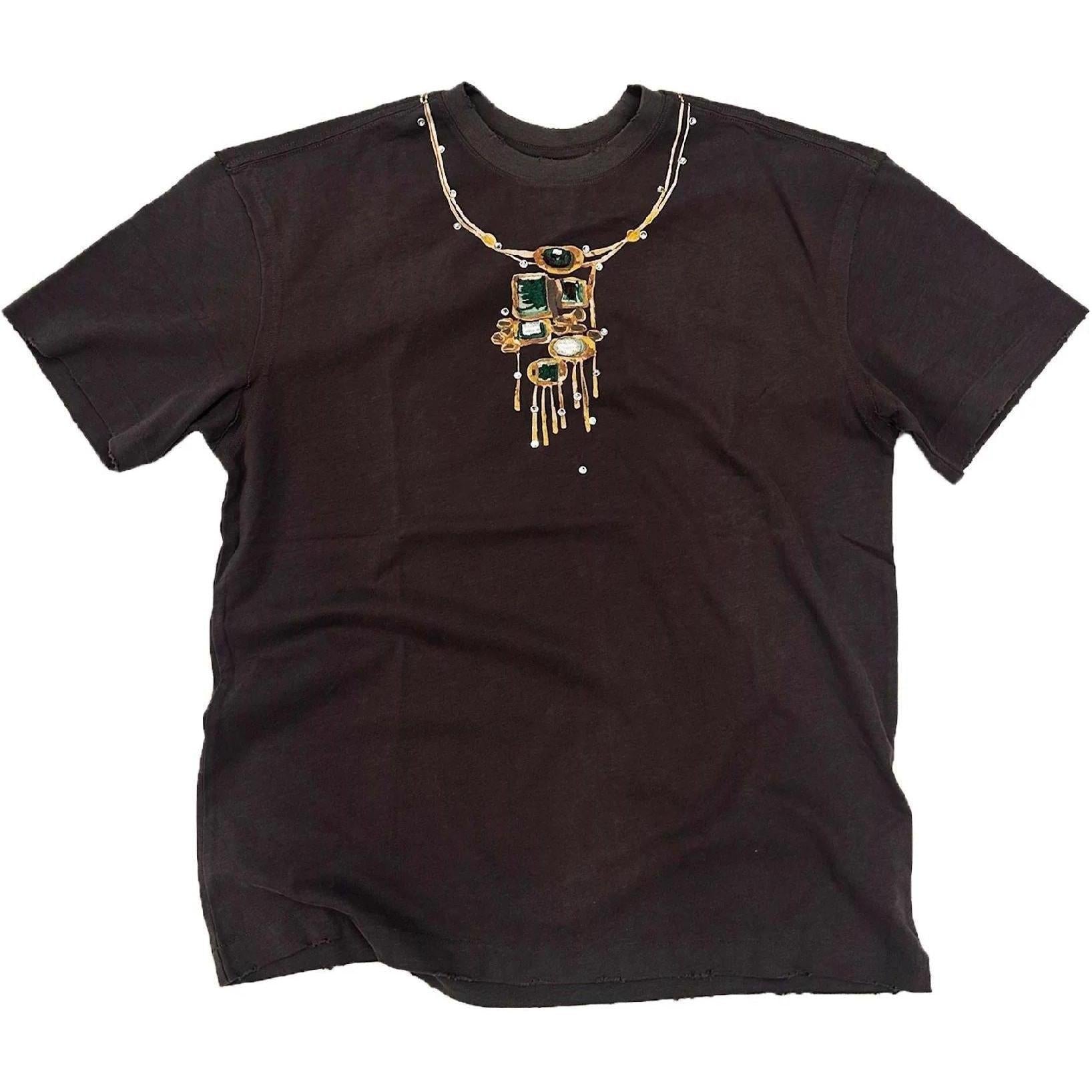 Birth of a Royal Child Gemstone Necklace Print T-Shirt Dark Grey