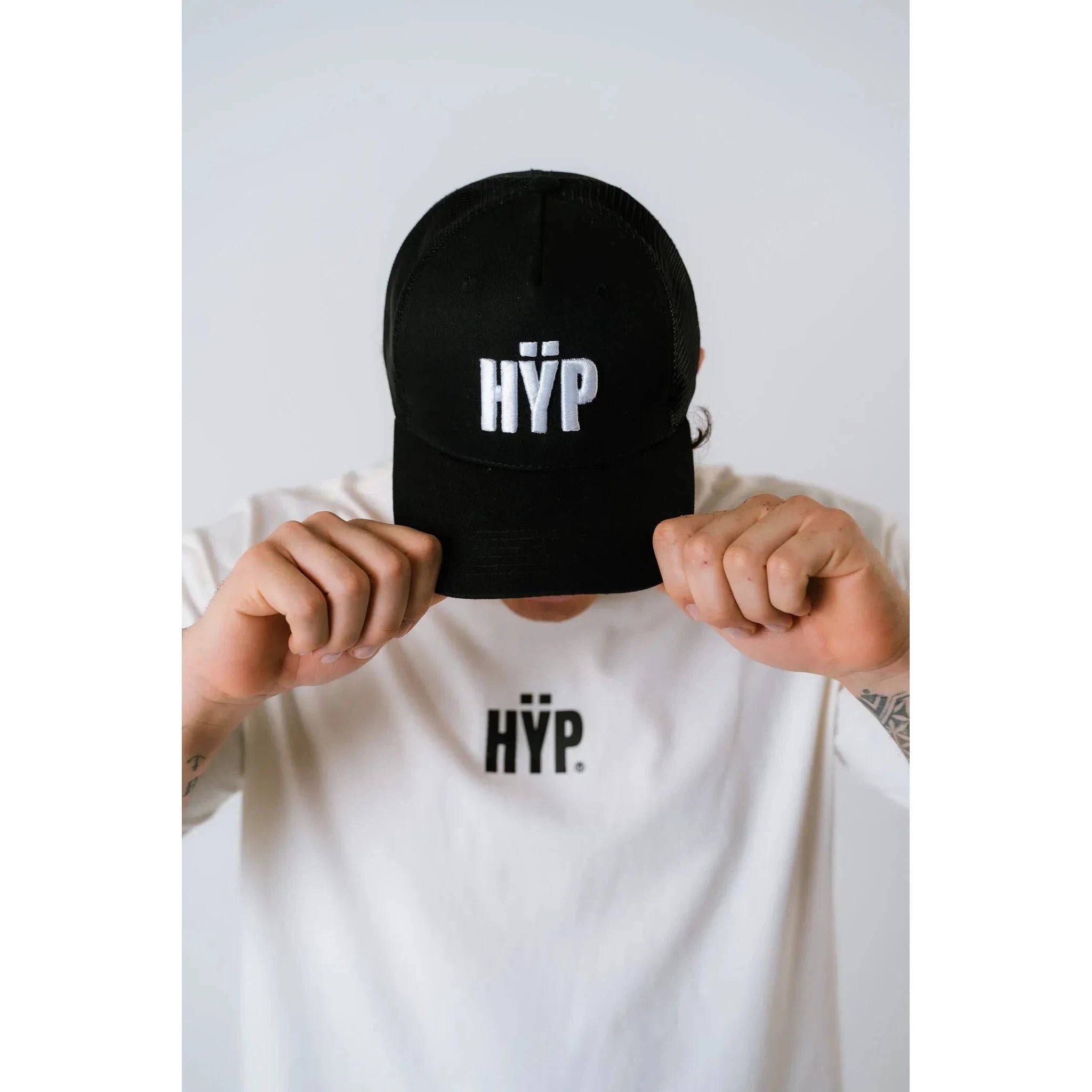 HŸP Trucker Hat V2 Black White