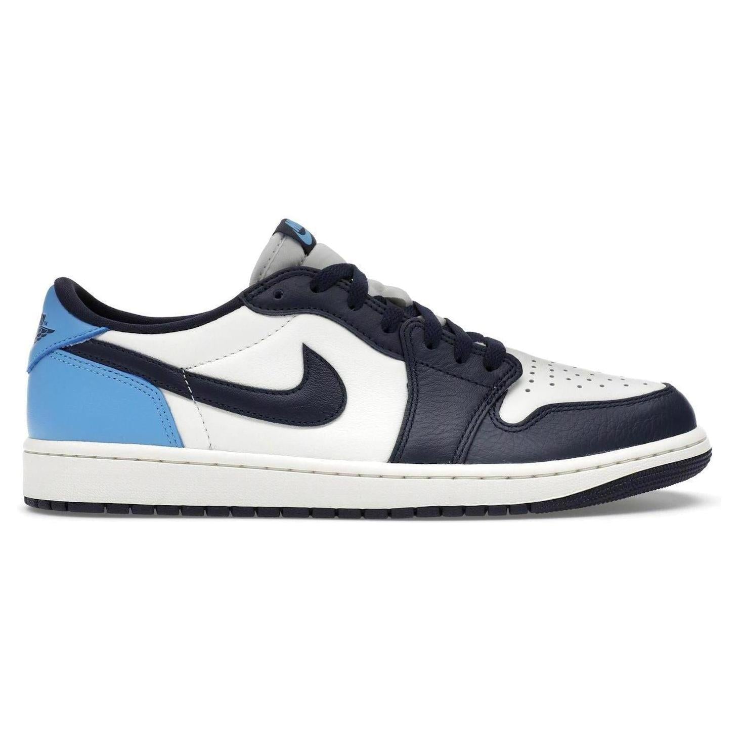 Jordan 1 Low OG Obsidian UNC
